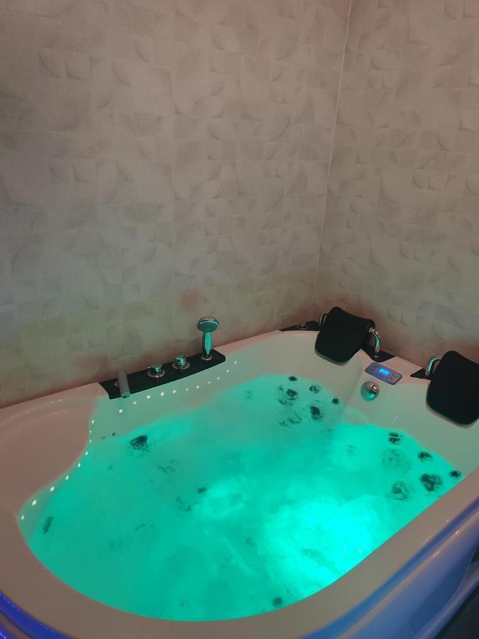 Apartamento Buenavista Con Jacuzzi Y Jardin Privado En Abadía Zewnętrze zdjęcie