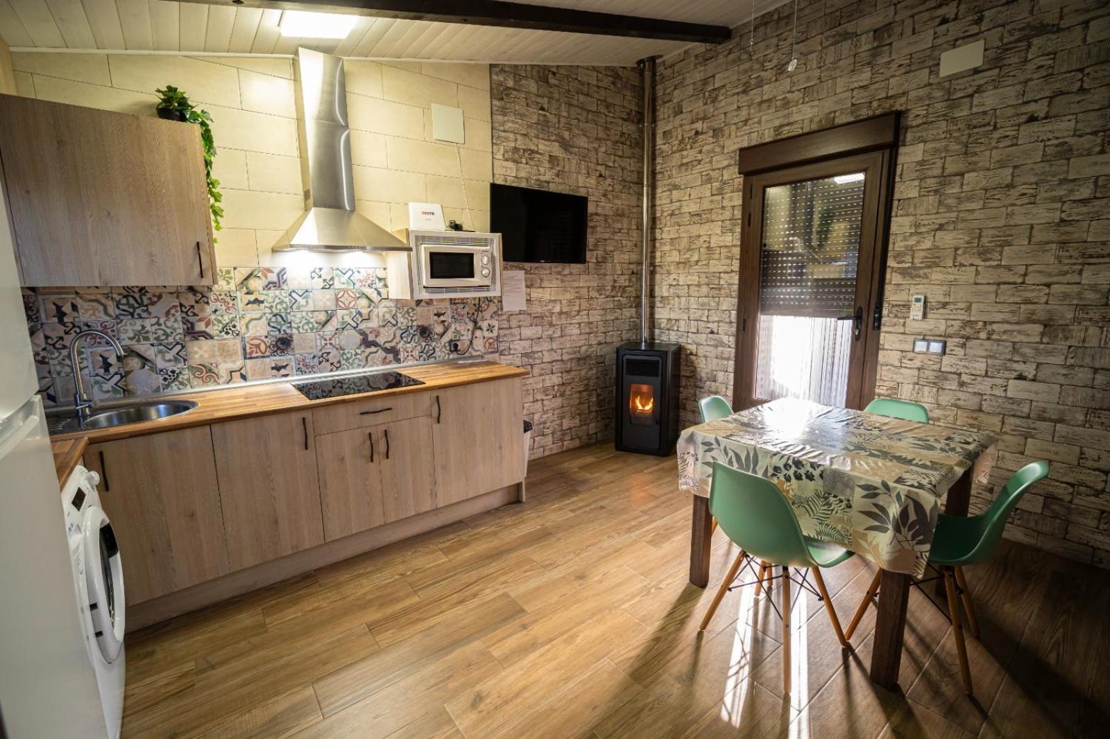 Apartamento Buenavista Con Jacuzzi Y Jardin Privado En Abadía Zewnętrze zdjęcie